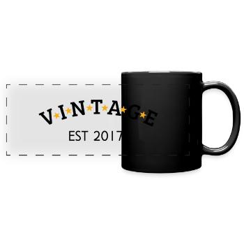 Jahrgang ist 2017 - Panorama-Tasse farbig - Schwarz - Vorne