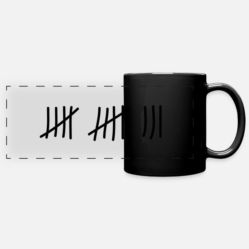 tage_zaehlen_13 - Panorama-Tasse farbig - Schwarz