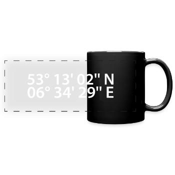 Groningen Koordinaten - Panorama-Tasse farbig - Schwarz - Vorne
