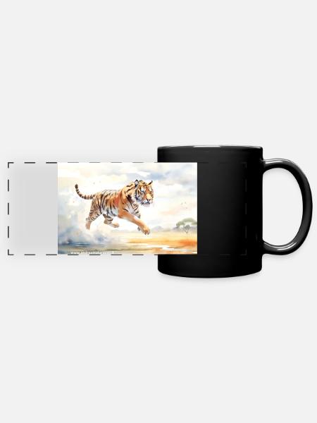Tiger in Aktion - Panorama-Tasse farbig - Schwarz