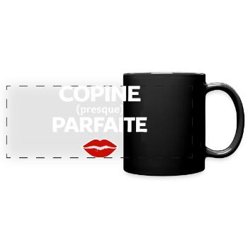 Perfekte Freundin, Humor, Geschenkidee, Frau - Panorama-Tasse farbig - Schwarz - Vorne