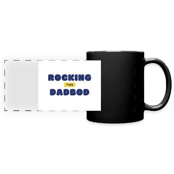 Er rockt diesen Papa-Körper - Panorama-Tasse farbig - Schwarz - Vorne