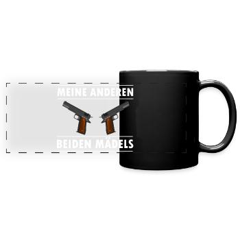 Pistole Mädels - Panorama-Tasse farbig - Schwarz - Vorne