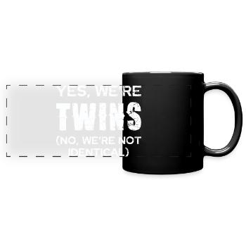 Zwillingswitz: Nicht identisch - Panorama-Tasse farbig - Schwarz - Vorne