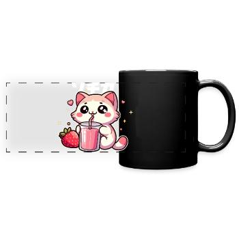 Kawaii Kätzchen trinkt Erdbeer-Smoothie - Panorama-Tasse farbig - Schwarz - Vorne