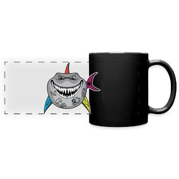 Dessin animé de requin tatoué avec des nageoires de crâne - Mug panoramique uni - noir - Devant