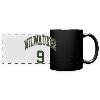 Milwaukee 9 - Panorama-Tasse farbig - Schwarz - Vorne