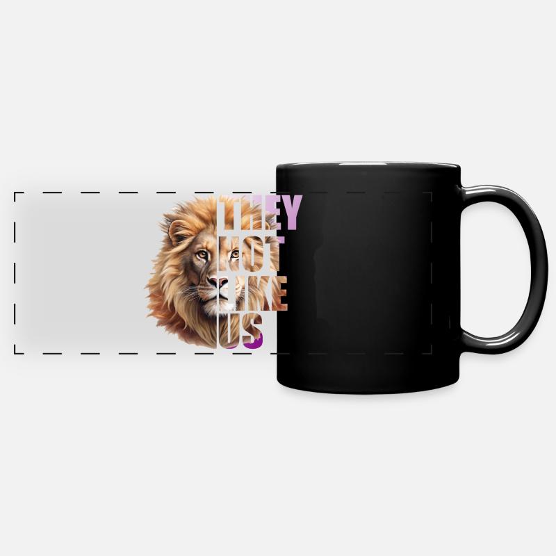 They not like us Design mit Löwen - Panorama-Tasse farbig - Schwarz