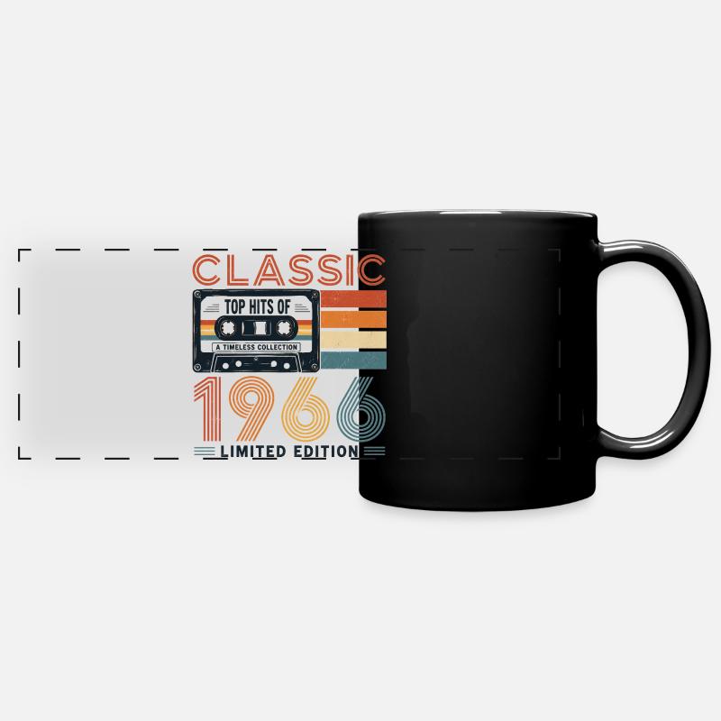 Cassette d’anniversaire vintage T-shirt originale de 1966 - Mug panoramique uni - noir