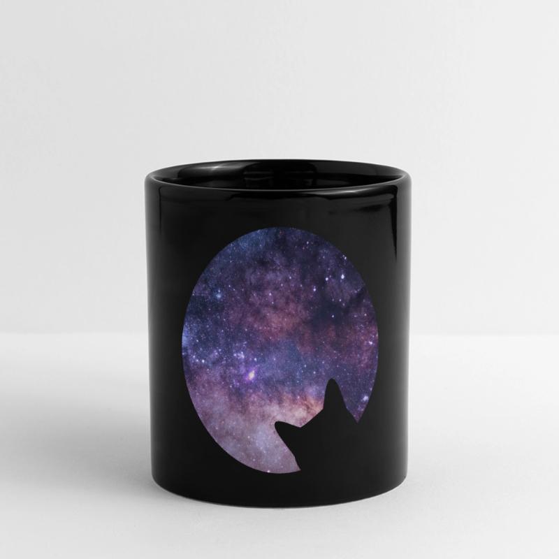 Le chat de l’espace regarde dans l’espace Mug panoramique uni