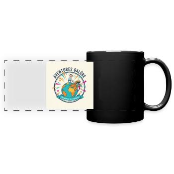 Adventures Galley World in Aktion - Panorama-Tasse farbig - Schwarz - Vorne