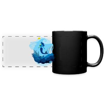 Meerjungfrauen-Meereslandschaft, beleuchtet von Schildkrötensonne - Panorama-Tasse farbig - Schwarz - Vorne