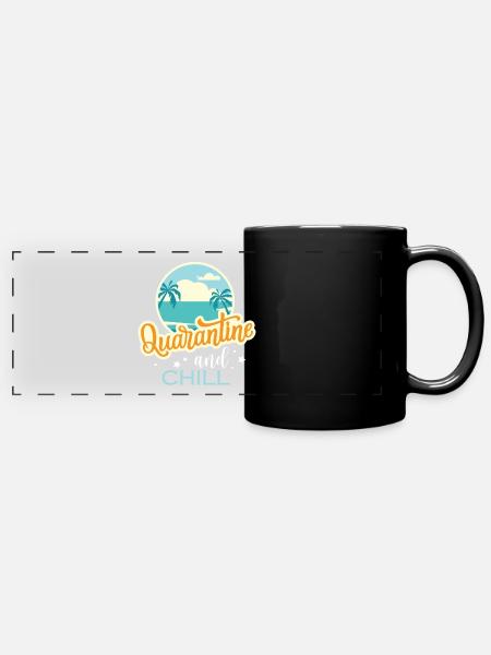 Sommer in der Quarantäne - Panorama-Tasse farbig - Schwarz