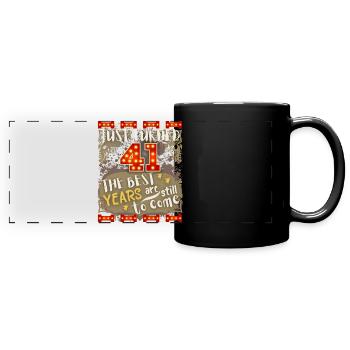 41. Geburtstag 41 Jahre alt Vintage-Design, Spruch - Panorama-Tasse farbig - Schwarz - Vorne