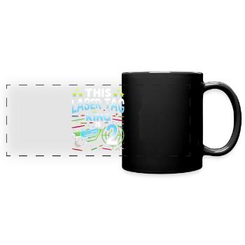 Lasertag King Is 2 Birthday Boy Indoor Laser Tag - Panorama-Tasse farbig - Schwarz - Vorne