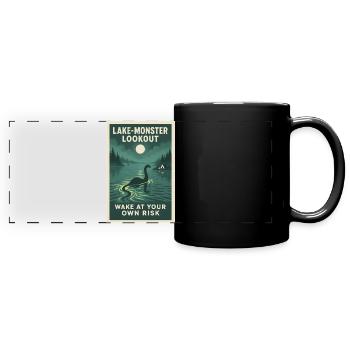 Seeungeheuer-Wache | Grusel am See - Panorama-Tasse farbig - Schwarz - Vorne