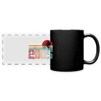 Vintage Geburtstag Retro Sonnenuntergang Design - Panorama-Tasse farbig - Schwarz - Vorne
