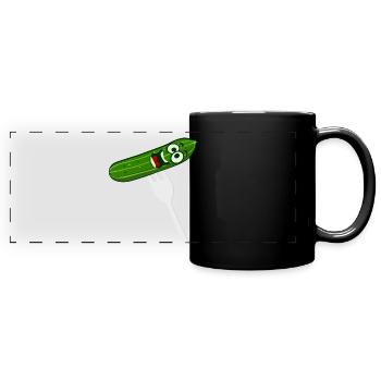 Gurke mit Gabel - lustig - Panorama-Tasse farbig - Schwarz - Vorne