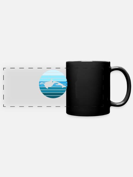 Ozeanische Schwertwal Ruhe - Panorama-Tasse farbig - Schwarz