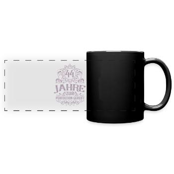 44 Jahre zur Perfektion gereift - Panorama-Tasse farbig - Schwarz - Vorne