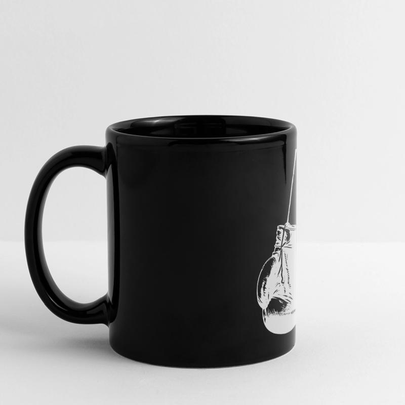 Conception de gants de boxe blancs suspendus. Conception de logo Mug panoramique uni