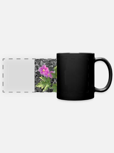 HERBST-ANEMONEN - Panorama-Tasse farbig - Schwarz
