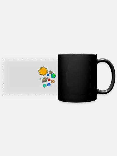 Universum Planeten - Panorama-Tasse farbig - Schwarz
