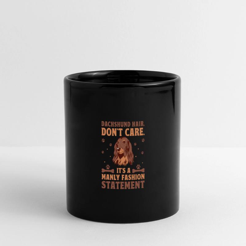 Les cheveux de teckel ne s’en soucient pas, c’est une déclaration de mode Mug panoramique uni