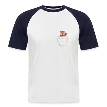 Doux renard dans la poche de la chemise - T-shirt baseball manches courtes Homme - blanc/marine - Devant - Nik (191cm)