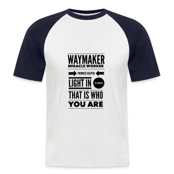 Waymaker & La foi chrétienne | Louange culte - T-shirt baseball manches courtes Homme - blanc/marine - Devant - Nik (191cm)