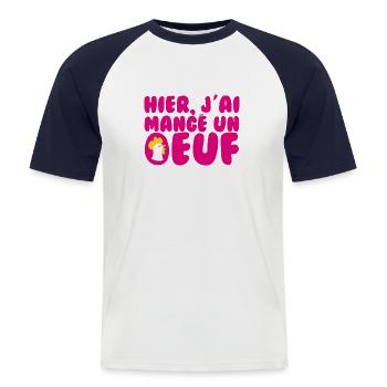 Hier, j'ai mangé un oeuf ! - T-shirt baseball manches courtes Homme - blanc/marine - Devant - Nik (191cm)