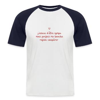 sympa mais parfois ma bouche refuse de coopérer - T-shirt baseball manches courtes Homme - blanc/marine - Devant - Nik (191cm)