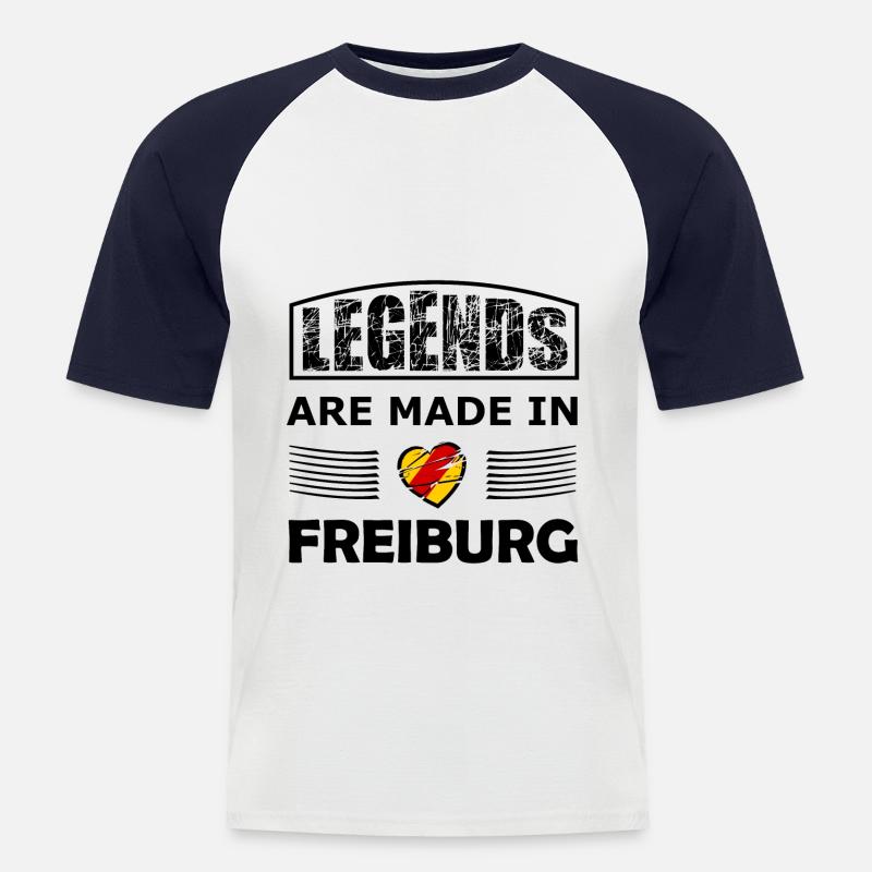 Legenden aud Freiburg - Männer Baseball-T-Shirt - Weiß/Navy