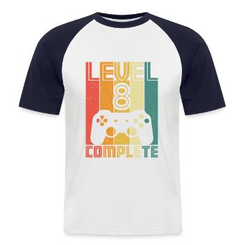 8. Geburtstag Gamer Level 8 Complete 8 Jahre - Männer Baseball-T-Shirt - Weiß/Navy - Vorne - Nik (191cm)