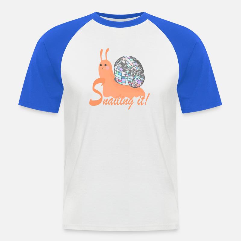 Snailing It! – Bunte Schnecke mit Disco-Kugel - Männer Baseball-T-Shirt - Weiß/Royalblau