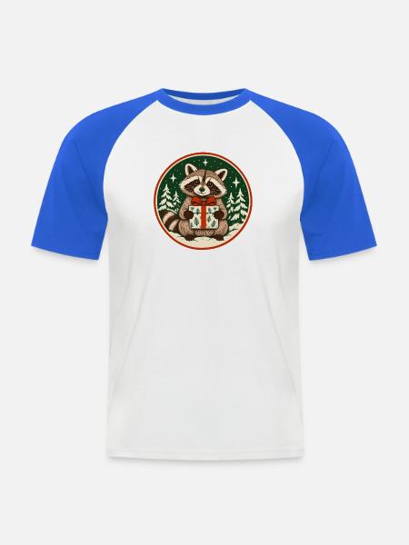 Waschbär mit Geschenk im Winterwald - Männer Baseball-T-Shirt - Weiß/Royalblau