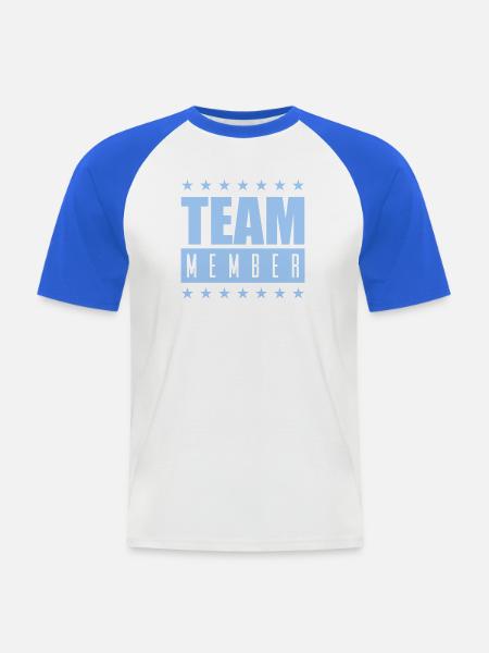 Team Member Abzeichen in Hellblau - Männer Baseball-T-Shirt - Weiß/Royalblau