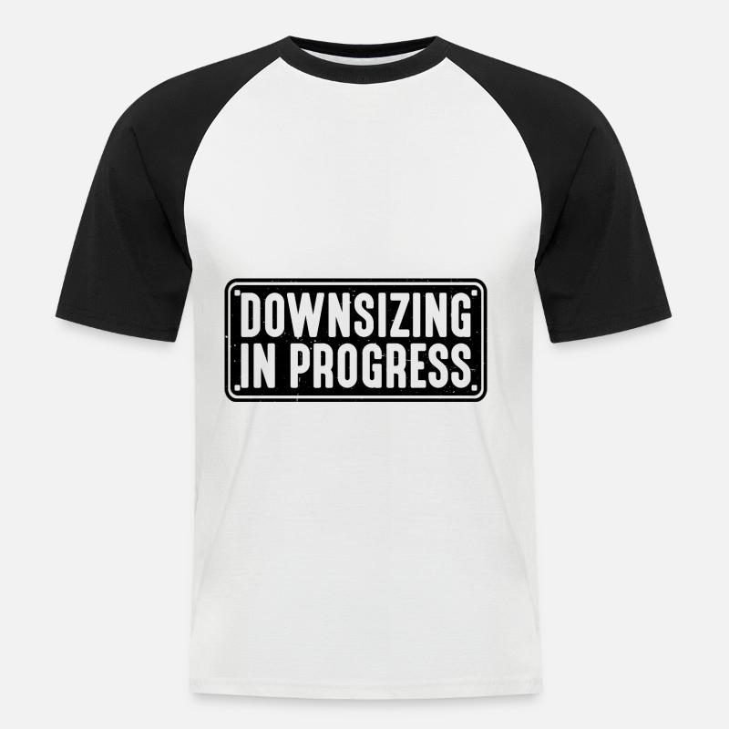 Downsizing In Progress 18 - Männer Baseball-T-Shirt - Weiß/Schwarz