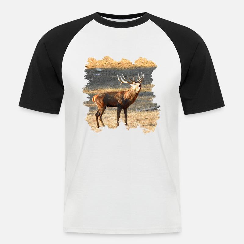 Ein röhrender Hirsch im Spätherbst - Männer Baseball-T-Shirt - Weiß/Schwarz