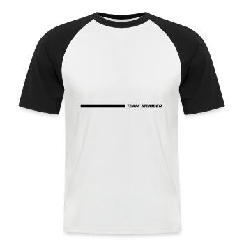 Membres de l’équipe - T-shirt baseball manches courtes Homme - blanc/noir - Devant - Nik (191cm)
