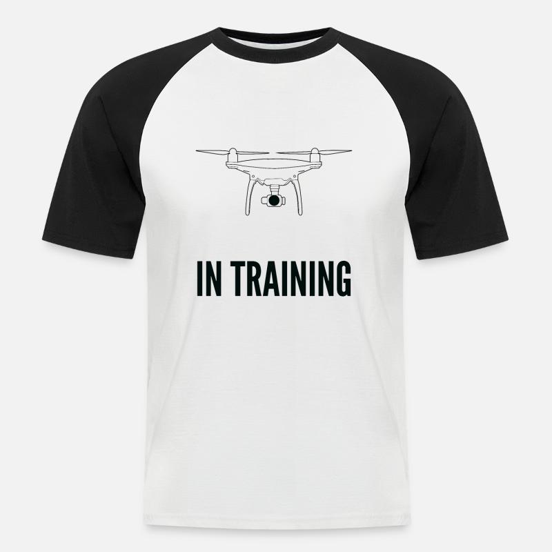 DRONE - Drone pilot in training - Männer Baseball-T-Shirt - Weiß/Schwarz