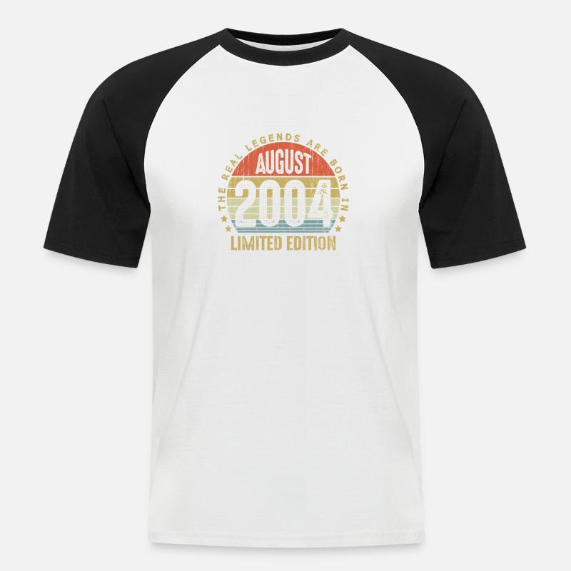 2004 Im August endlich 18. - Männer Baseball-T-Shirt - Weiß/Schwarz