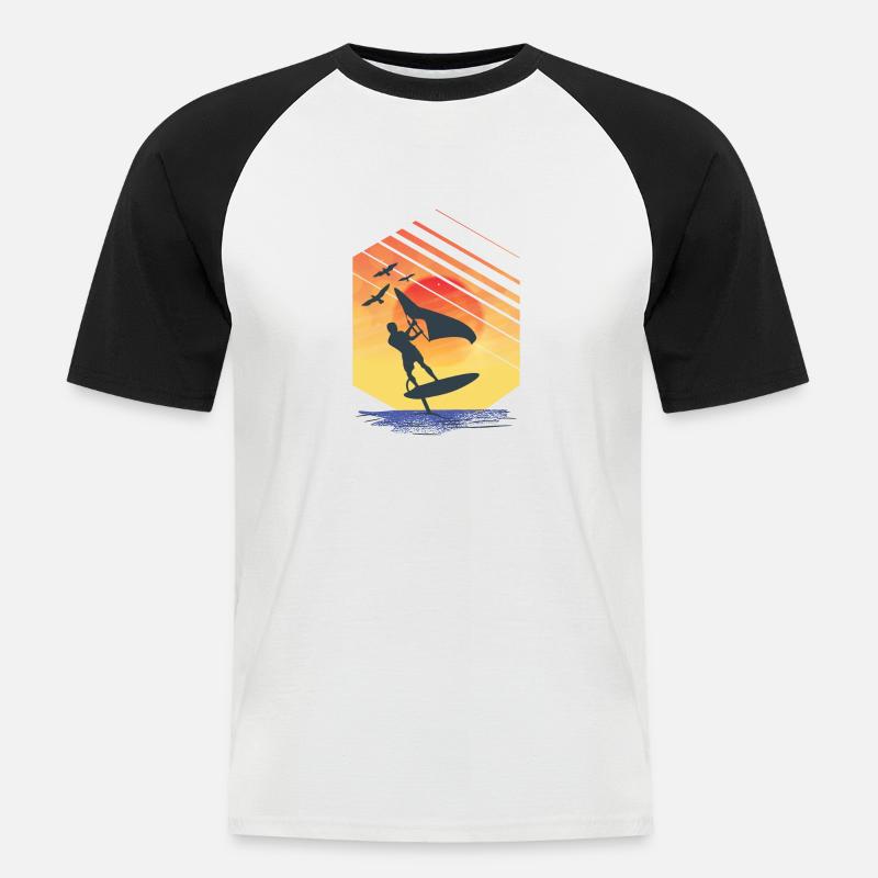 Wing Foiling Surfing Surfer Geschenkidee - Männer Baseball-T-Shirt - Weiß/Schwarz