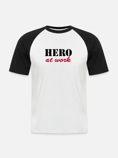 Hero at work - Männer Baseball-T-Shirt - Weiß/Schwarz