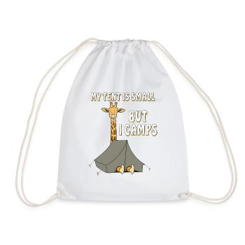 GIRAFFE CAMPING MY TENT IS SMALL BUT I CAMPS - Drawstring Bag - white - Front