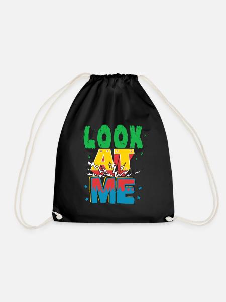 Look at me T-shirt with a cool design - Drawstring Bag - black