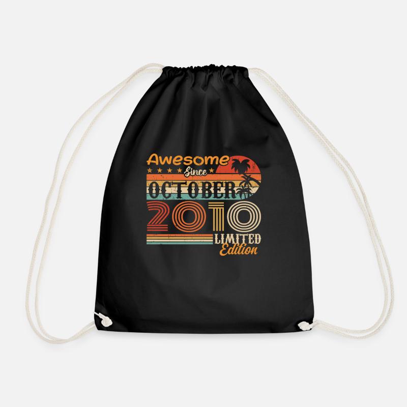 2010 October Vintage - October 2010 - Drawstring Bag - black