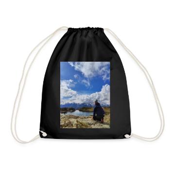 Hiker facing the alpine sky - Drawstring Bag - black - Front