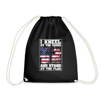 Je m’agenouille devant la croix et me tiens devant le drapeau des États-Unis. - Sac de sport léger - noir - Devant
