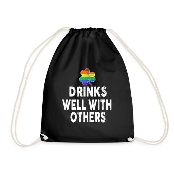 Drinks Well With Others LGBT Gay St Patricks Day - Turnbeutel - Schwarz - Vorne